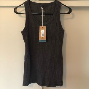 PrAna tank